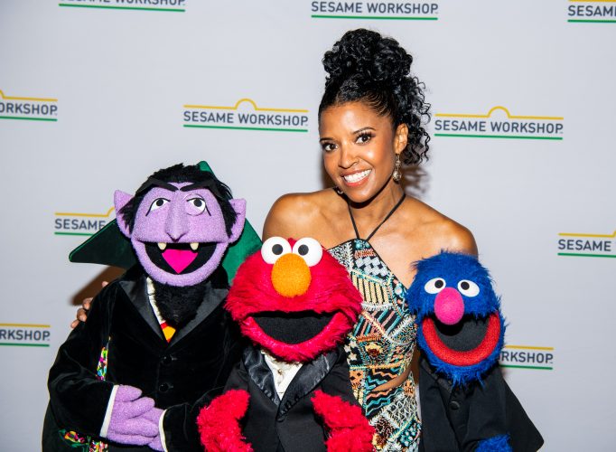 Renée Elise Goldsberry with The Count, Elmo, and Grover
