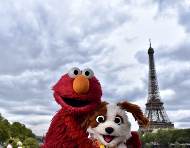 Elmo and Tango in Paris